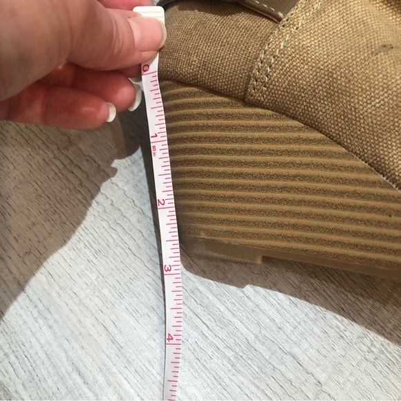 NWT Sugar Wedge Bootie Size 8 - Picture 2 of 9